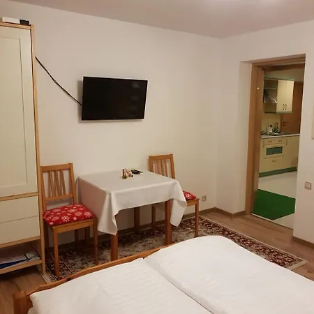 Bialy Homestay *